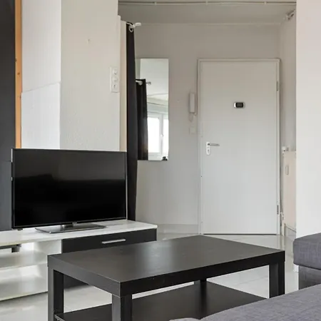 Apartment Geneva Tramway Access Gaillard